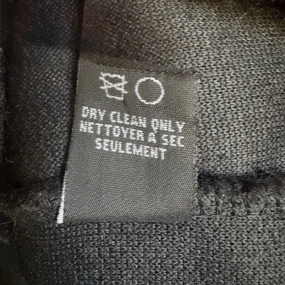 Parkhurst Black Faux Fur Vest - Picture 5 of 7